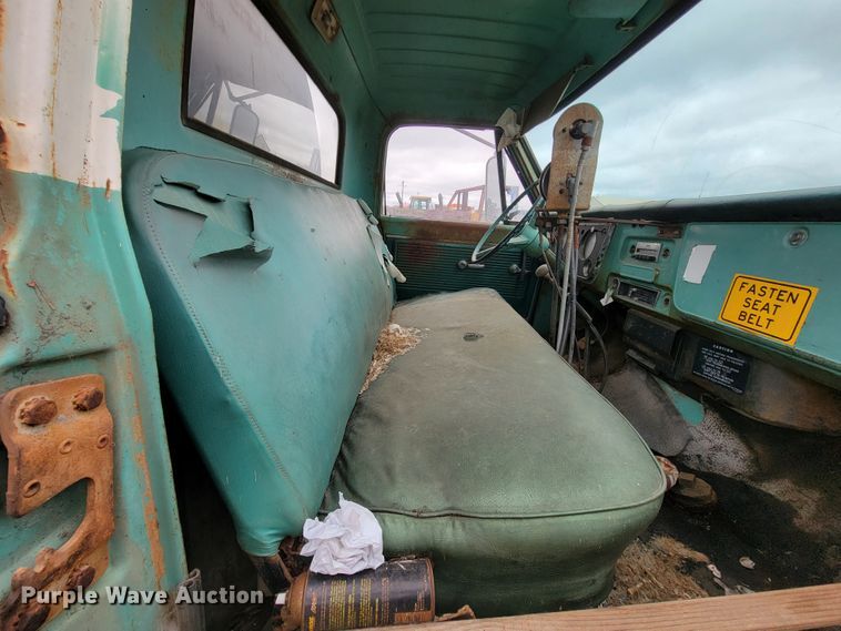 image for item FL9124 1968 Chevrolet 50  oil distributor truck