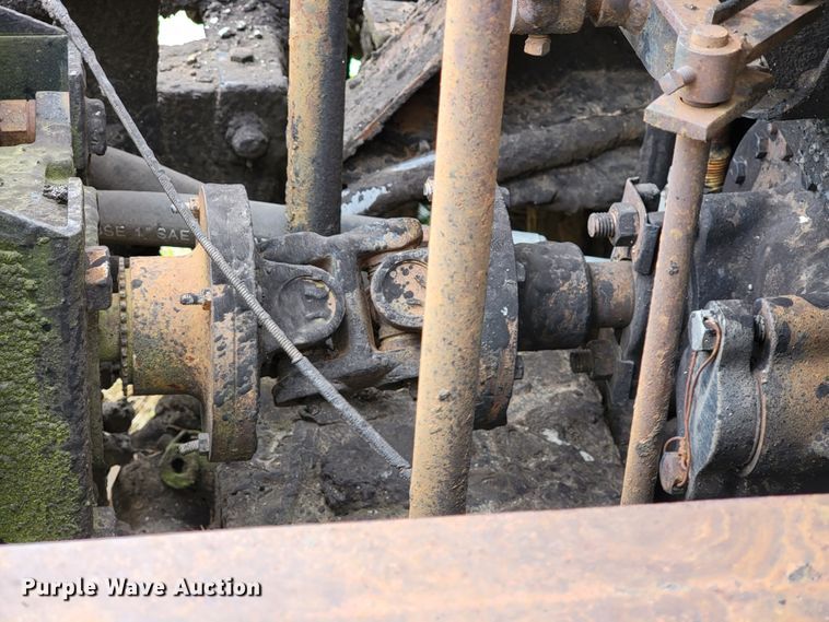 image for item FL9124 1968 Chevrolet 50  oil distributor truck