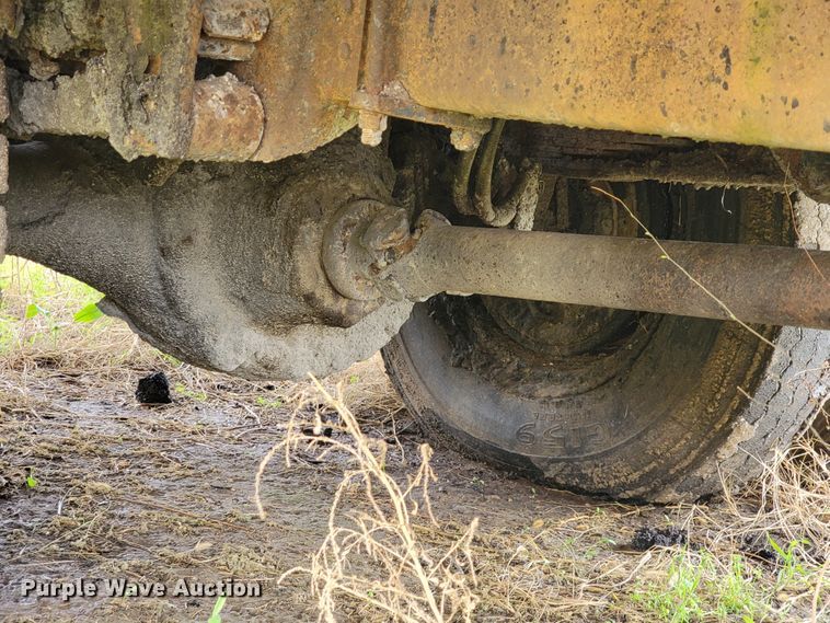 image for item FL9124 1968 Chevrolet 50  oil distributor truck