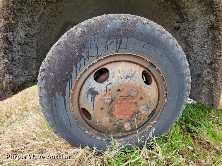 image for item FL9124 1968 Chevrolet 50  oil distributor truck