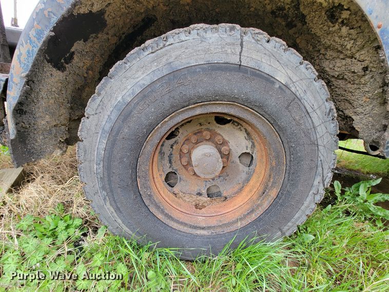 image for item FL9124 1968 Chevrolet 50  oil distributor truck