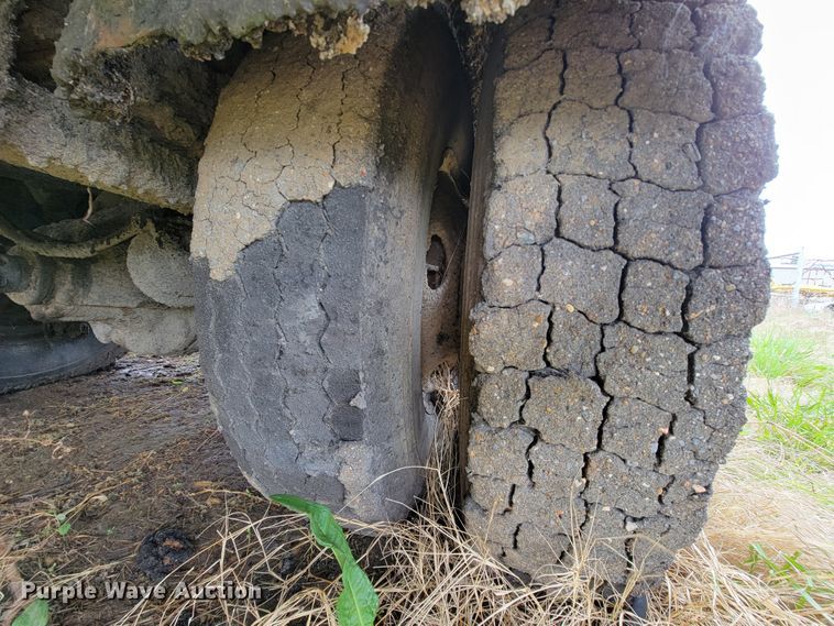 image for item FL9124 1968 Chevrolet 50  oil distributor truck