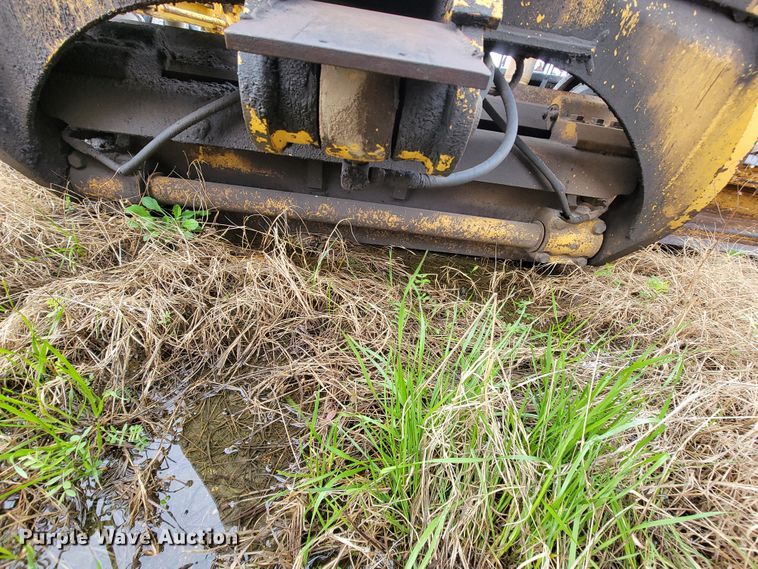 image for item FL9125 1995 John Deere 670B  motor grader