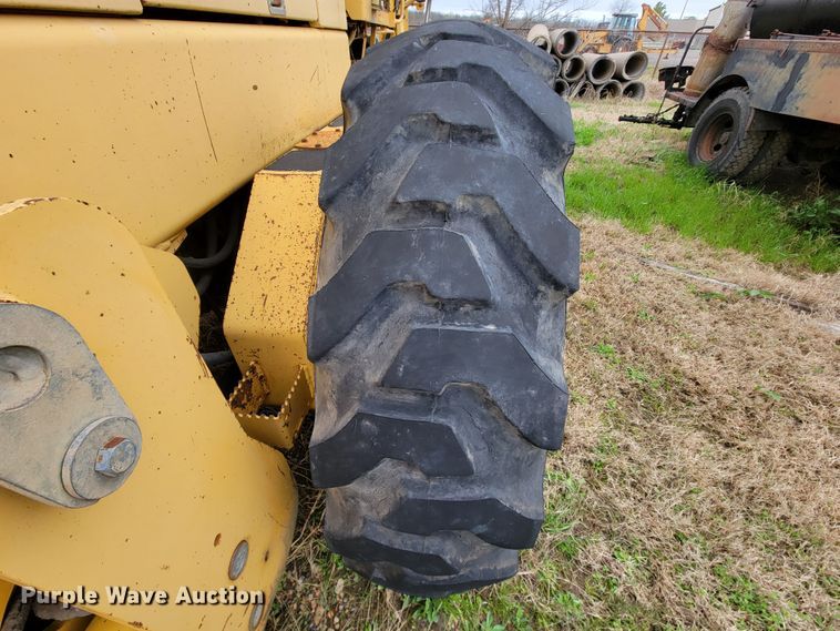 image for item FL9125 1995 John Deere 670B  motor grader