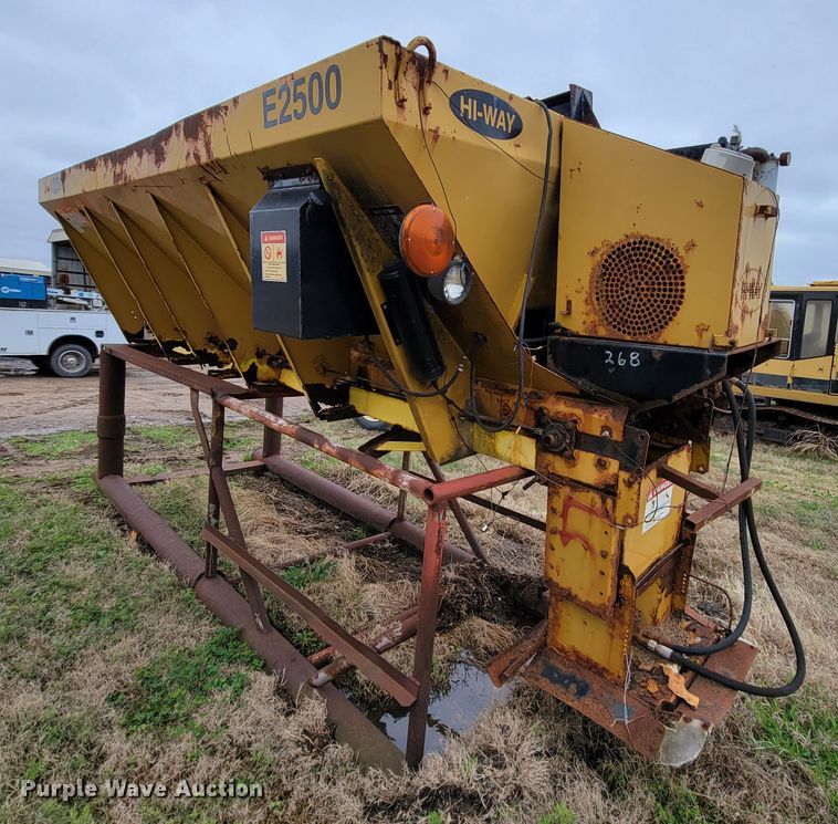 image for item FL9126 Hi-way E2500-14 spreader