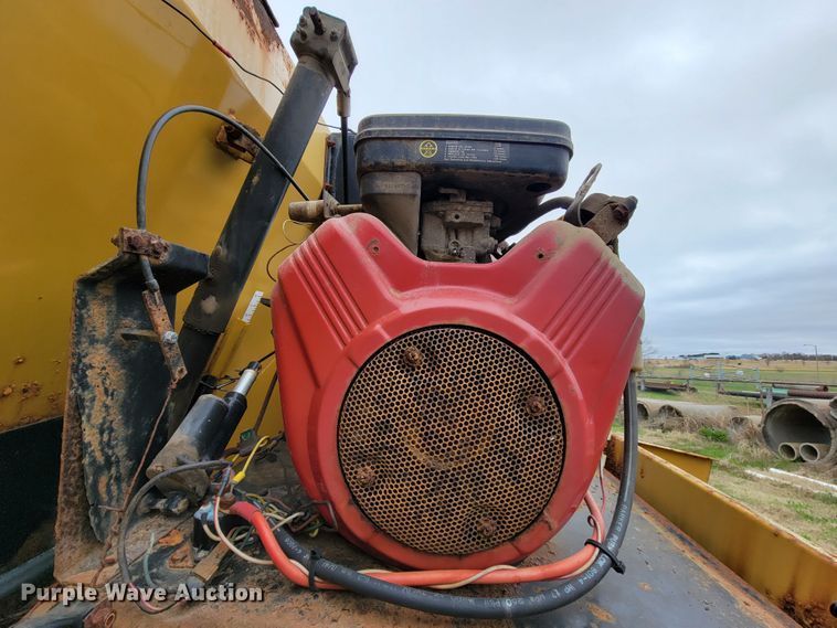 image for item FL9126 Hi-way E2500-14 spreader