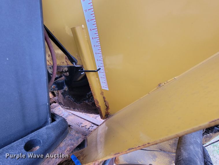 image for item FL9126 Hi-way E2500-14 spreader