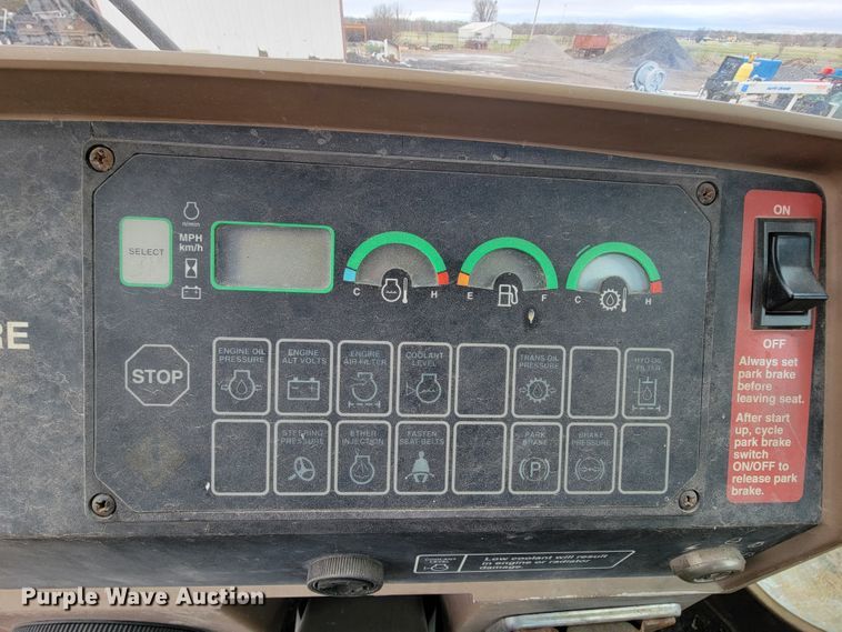 image for item FL9127 1996 John Deere 544G  wheel loader