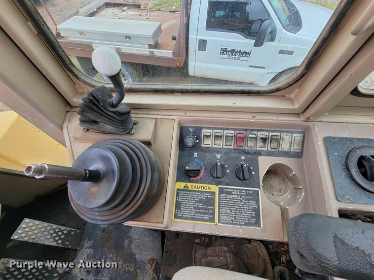 image for item FL9127 1996 John Deere 544G  wheel loader