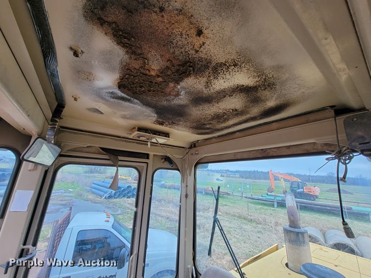 image for item FL9127 1996 John Deere 544G  wheel loader