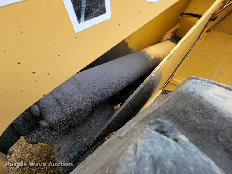 image for item FL9127 1996 John Deere 544G  wheel loader