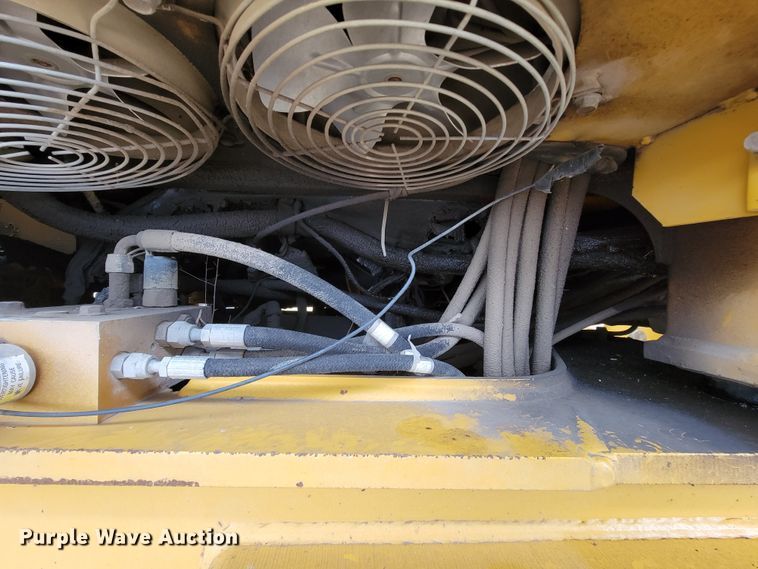 image for item FL9127 1996 John Deere 544G  wheel loader