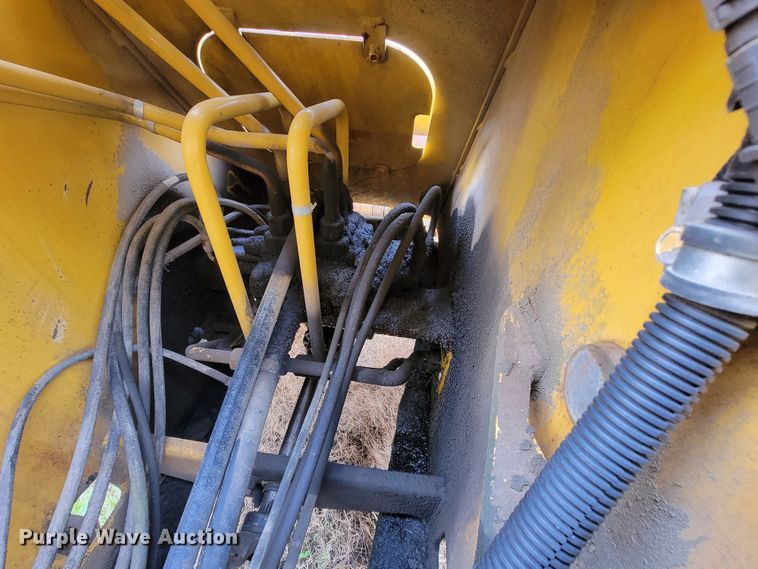 image for item FL9127 1996 John Deere 544G  wheel loader