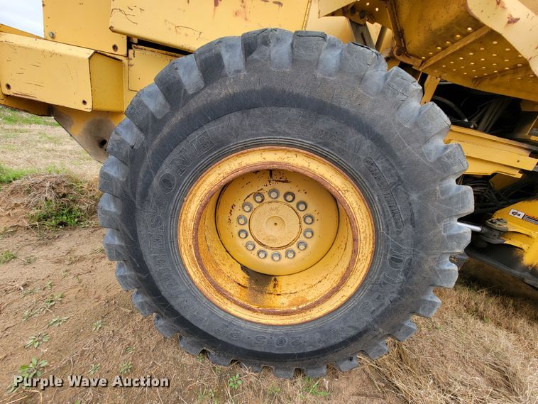 image for item FL9127 1996 John Deere 544G  wheel loader