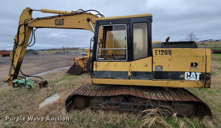 image for item FL9128 1992 Caterpillar E120B  excavator