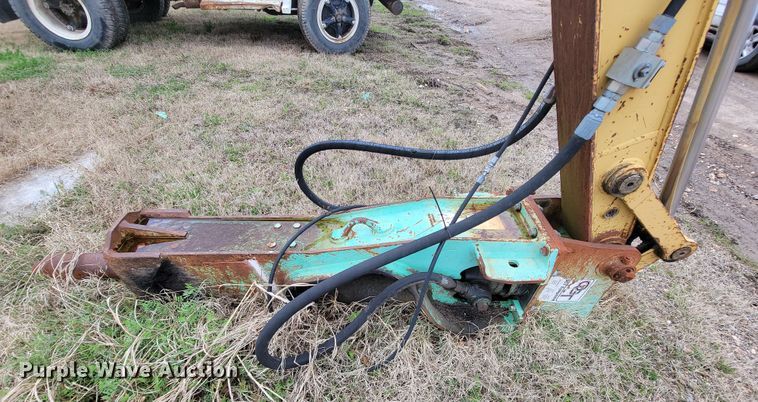 image for item FL9128 1992 Caterpillar E120B  excavator