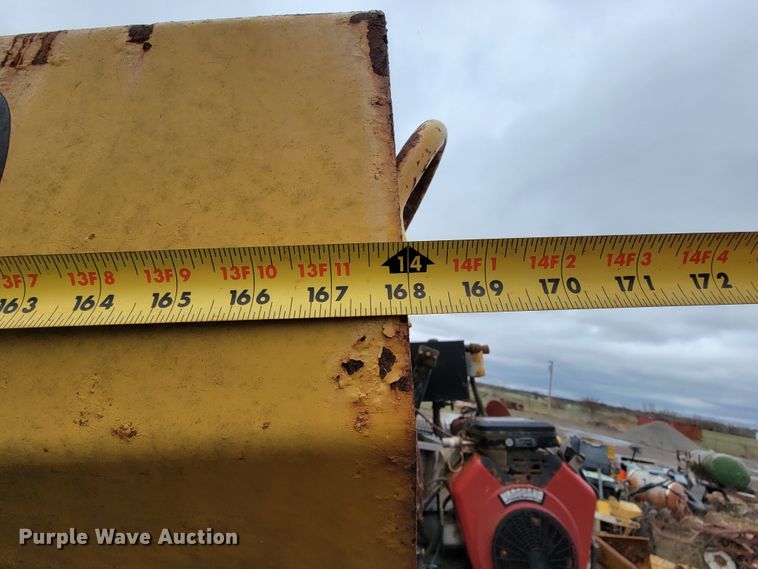 image for item FL9131 Hi-way E2500-14 spreader