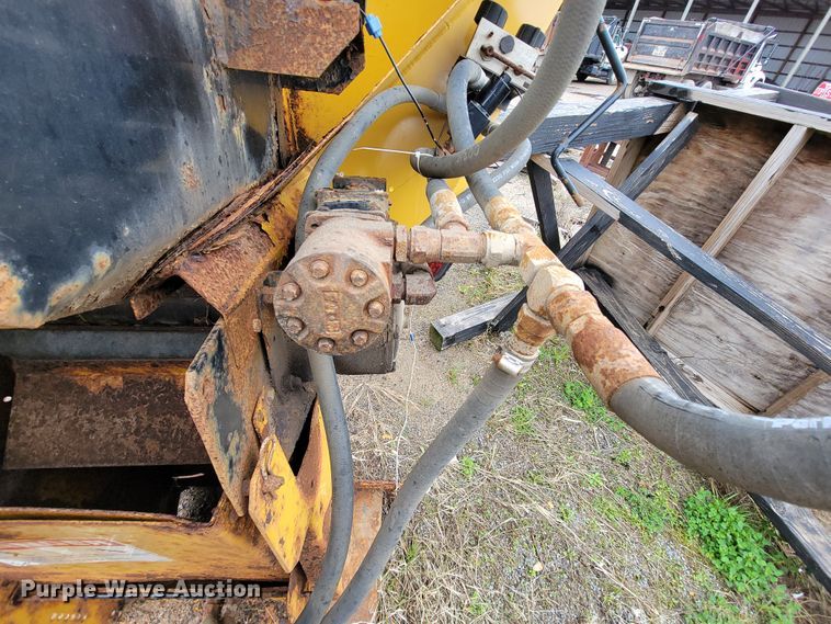 image for item FL9131 Hi-way E2500-14 spreader