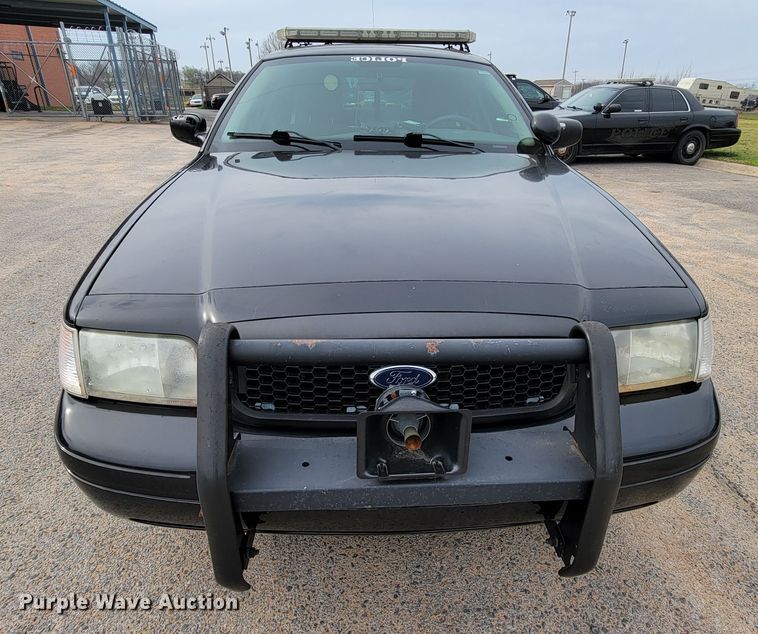 image for item FL9136 2011 Ford Crown Victoria Police Interceptor