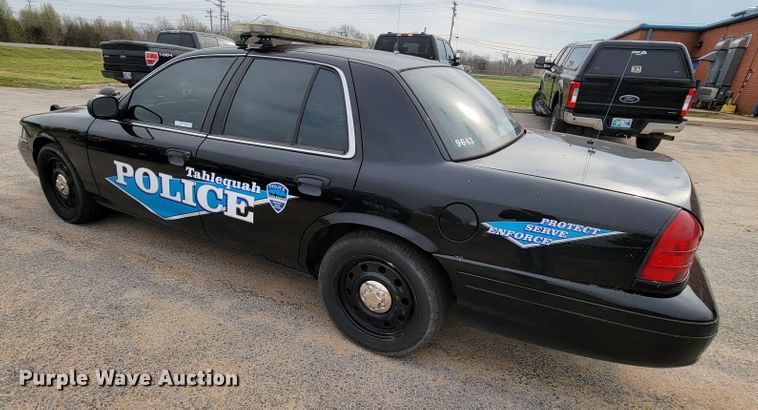 image for item FL9136 2011 Ford Crown Victoria Police Interceptor