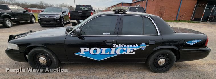 image for item FL9136 2011 Ford Crown Victoria Police Interceptor