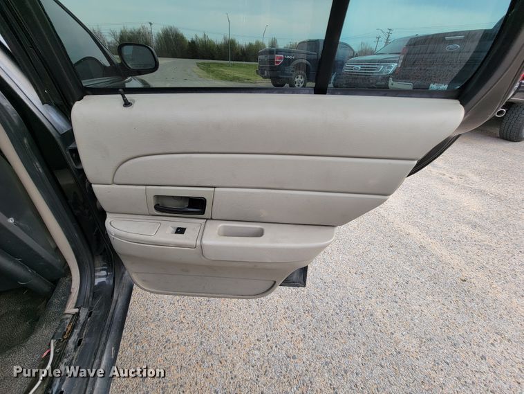 image for item FL9136 2011 Ford Crown Victoria Police Interceptor