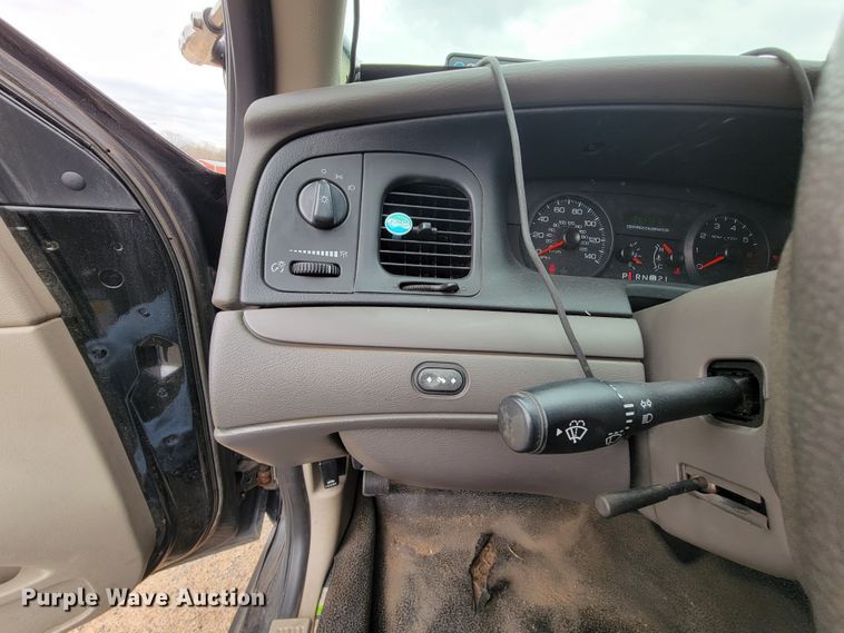 image for item FL9137 2011 Ford Crown Victoria Police Interceptor