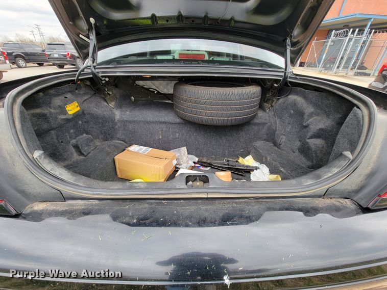 image for item FL9137 2011 Ford Crown Victoria Police Interceptor