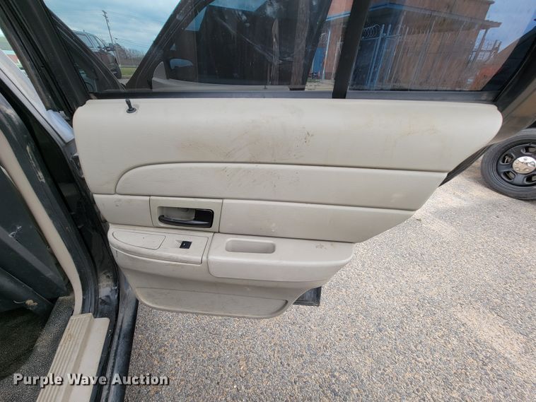 image for item FL9137 2011 Ford Crown Victoria Police Interceptor