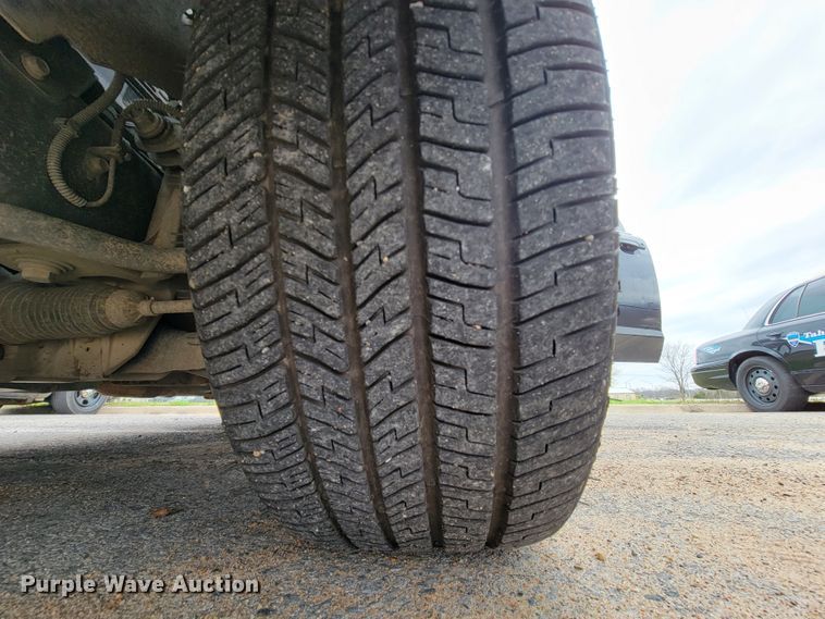 image for item FL9137 2011 Ford Crown Victoria Police Interceptor