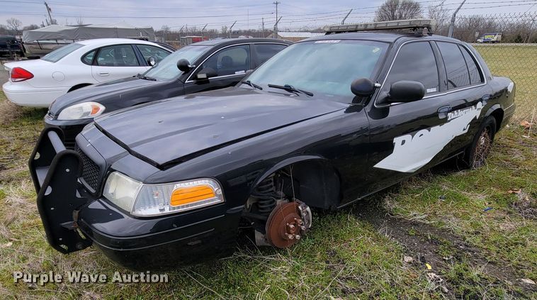 image for item FL9139 2011 Ford Crown Victoria Police Interceptor