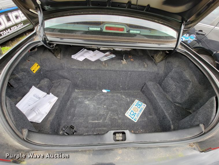 image for item FL9139 2011 Ford Crown Victoria Police Interceptor