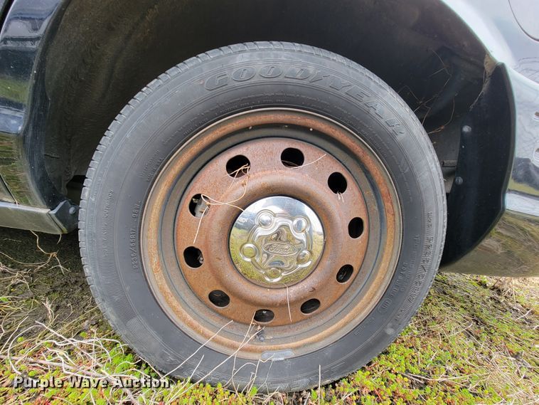 image for item FL9139 2011 Ford Crown Victoria Police Interceptor