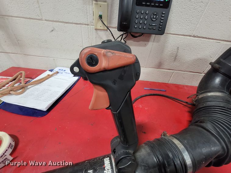 image for item FL9144 Shindaiwa B802 leaf blower