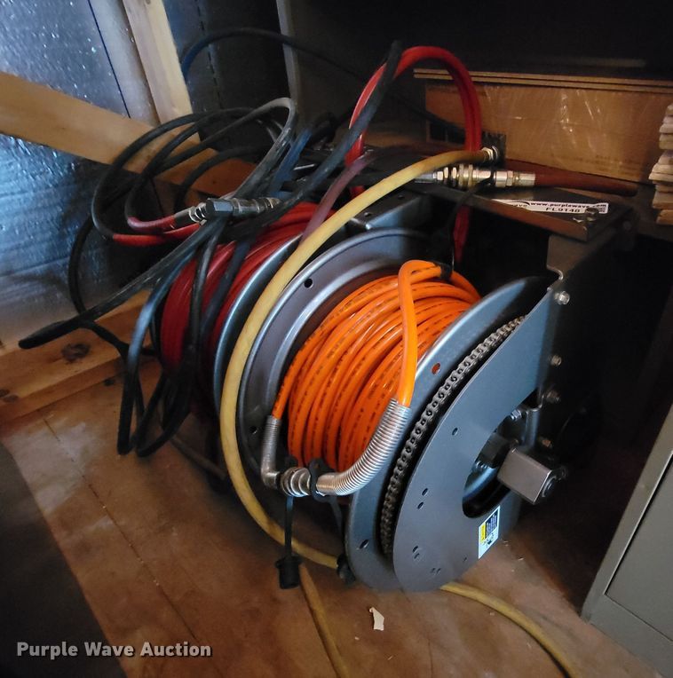 image for item FL9148 Hydraulic hose reel