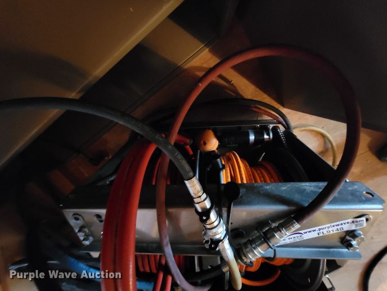 image for item FL9148 Hydraulic hose reel