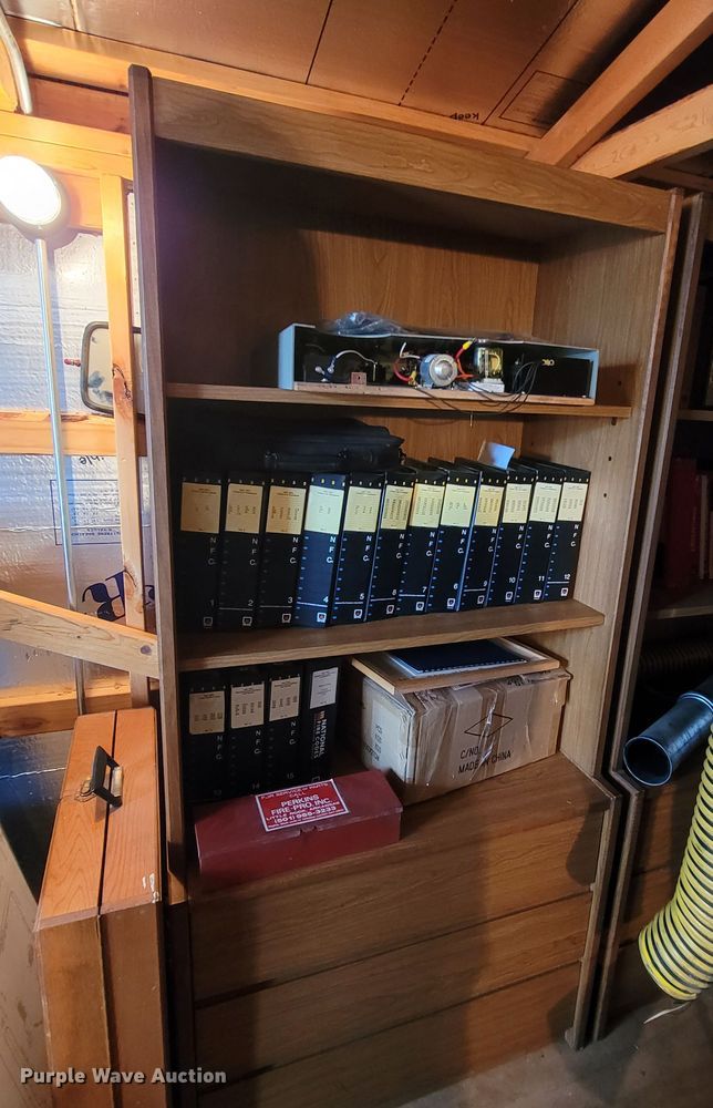 image for item FL9149 (2) bookshelves