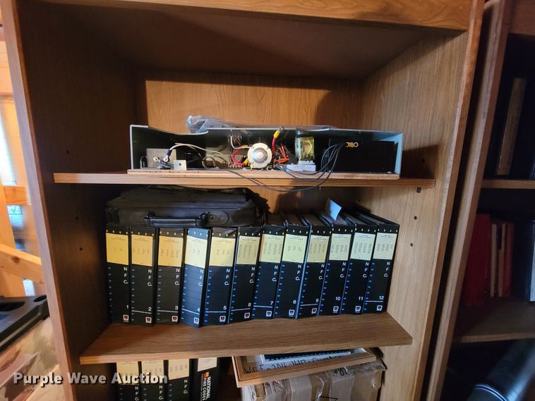 image for item FL9149 (2) bookshelves