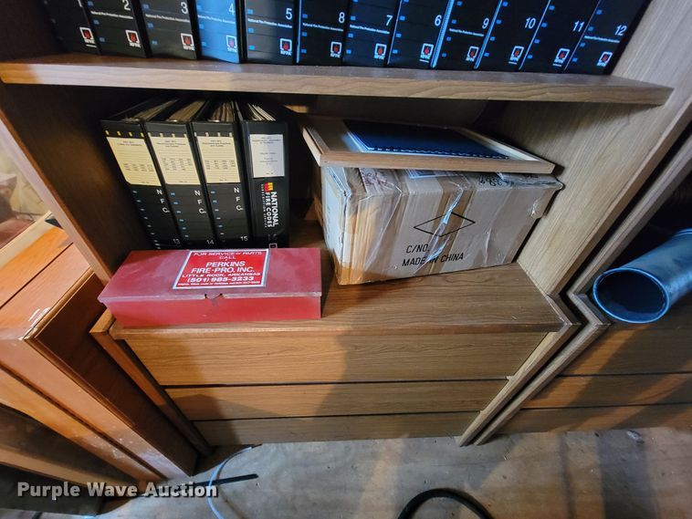 image for item FL9149 (2) bookshelves