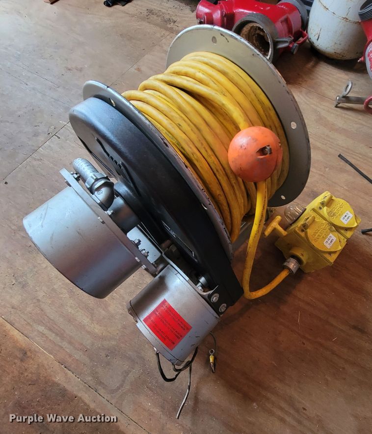 image for item FL9150 1999 Hanney ECR1616-17-18 electrical cord reel