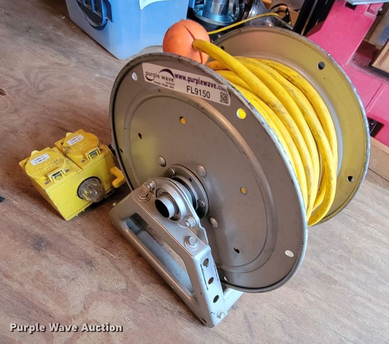image for item FL9150 1999 Hanney ECR1616-17-18 electrical cord reel