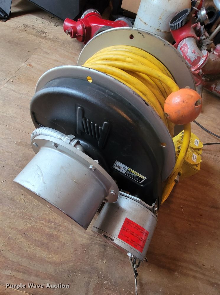 image for item FL9150 1999 Hanney ECR1616-17-18 electrical cord reel