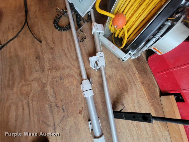 image for item FL9150 1999 Hanney ECR1616-17-18 electrical cord reel