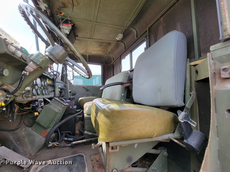 image for item FL9188 1991 BMY M923A2  flatbed truck