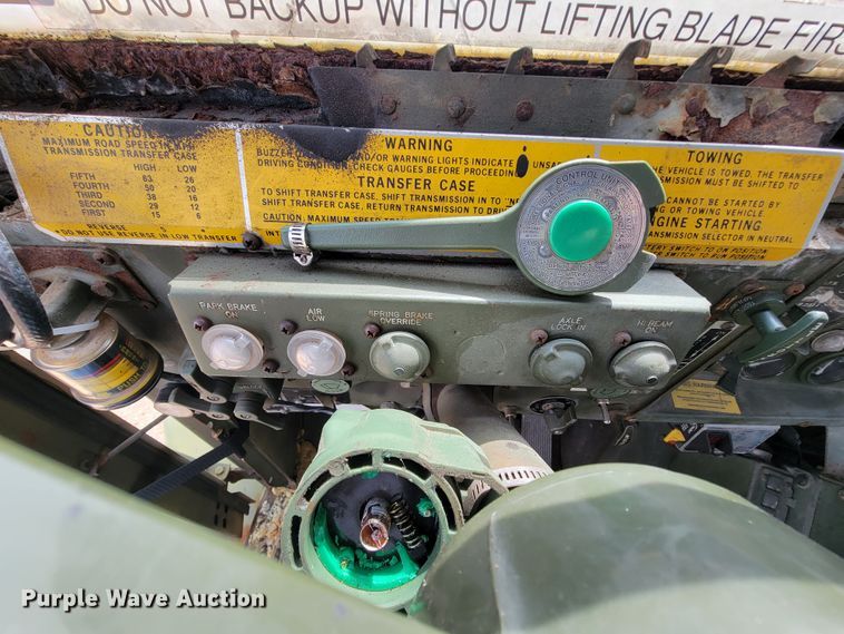 image for item FL9188 1991 BMY M923A2  flatbed truck