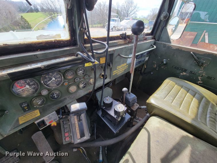 image for item FL9188 1991 BMY M923A2  flatbed truck