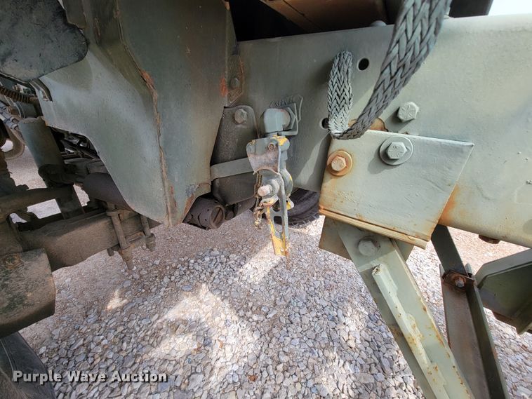 image for item FL9188 1991 BMY M923A2  flatbed truck