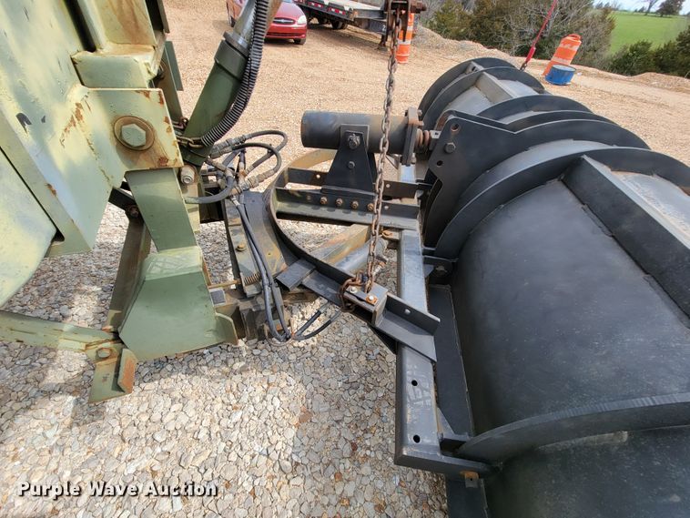 image for item FL9188 1991 BMY M923A2  flatbed truck