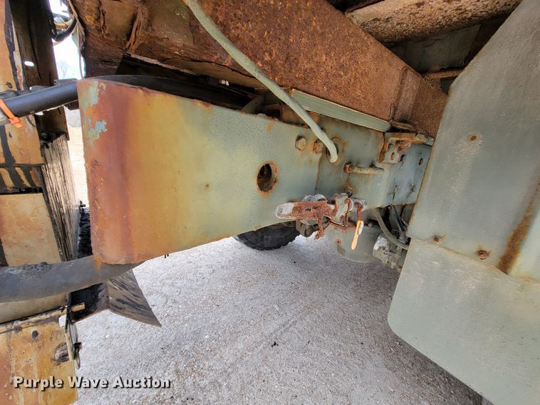 image for item FL9188 1991 BMY M923A2  flatbed truck