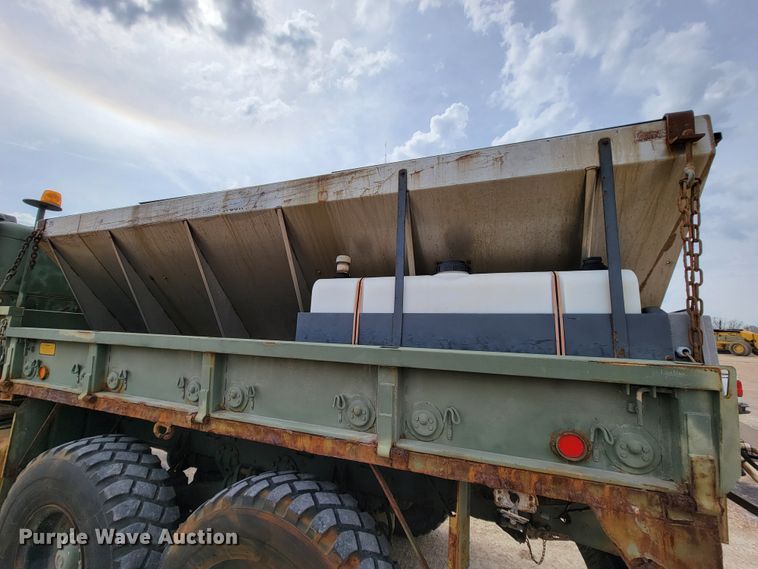 image for item FL9188 1991 BMY M923A2  flatbed truck